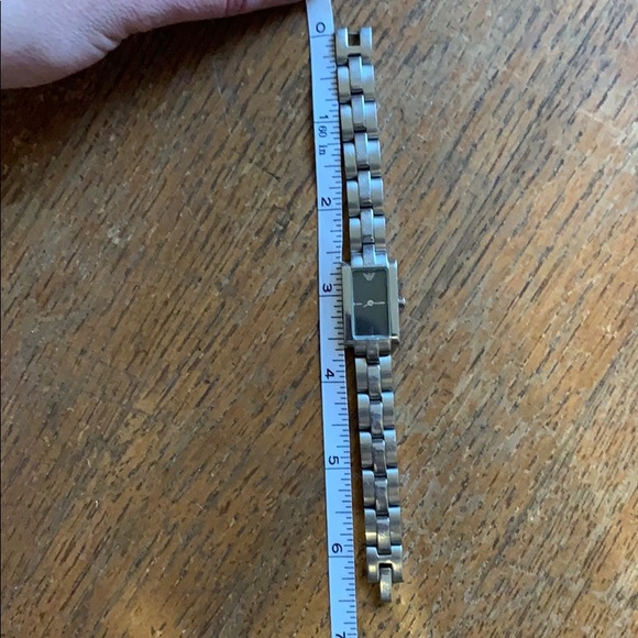 Vintage Armani women’s watch - Picture 2 of 8